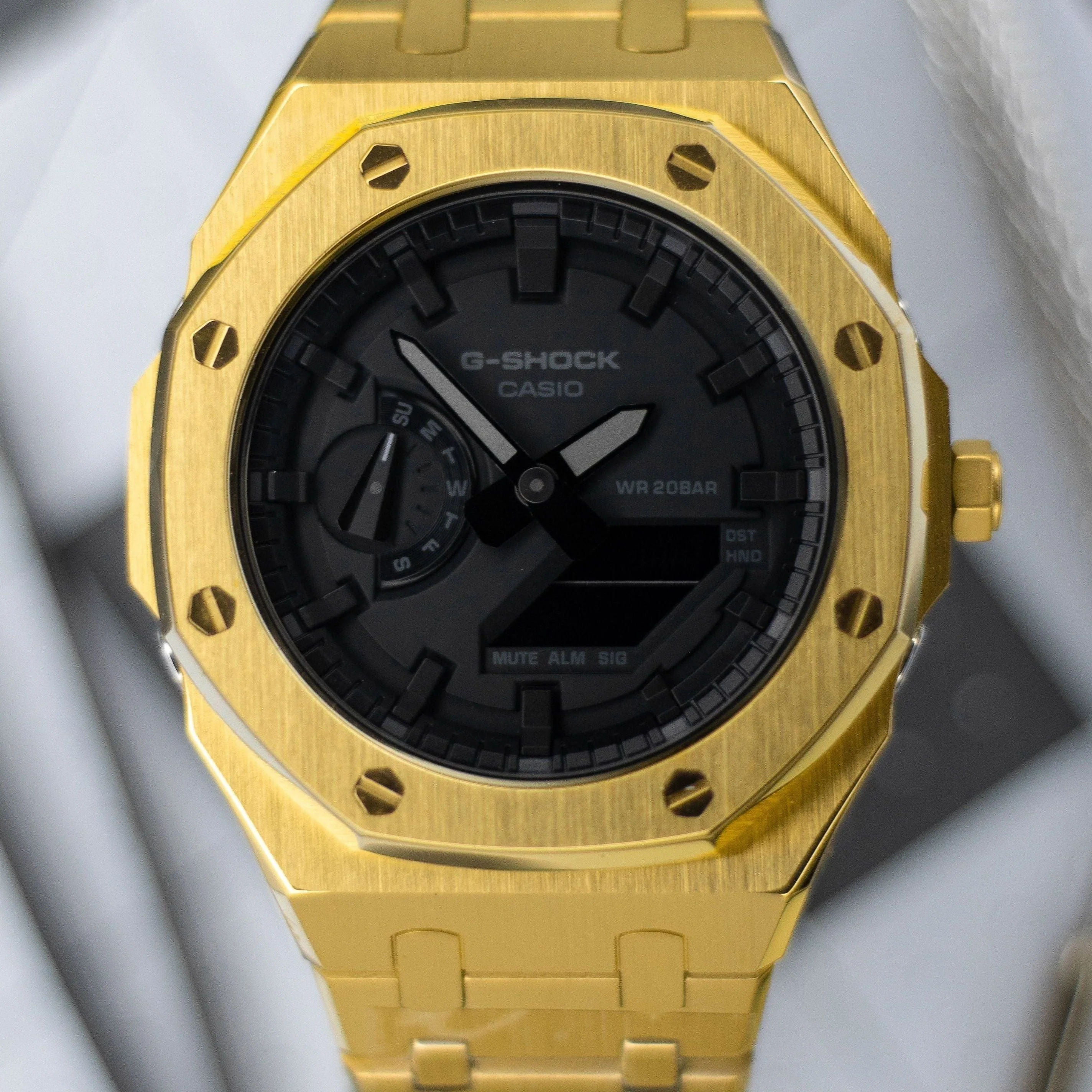 Classic Gold - Image 7