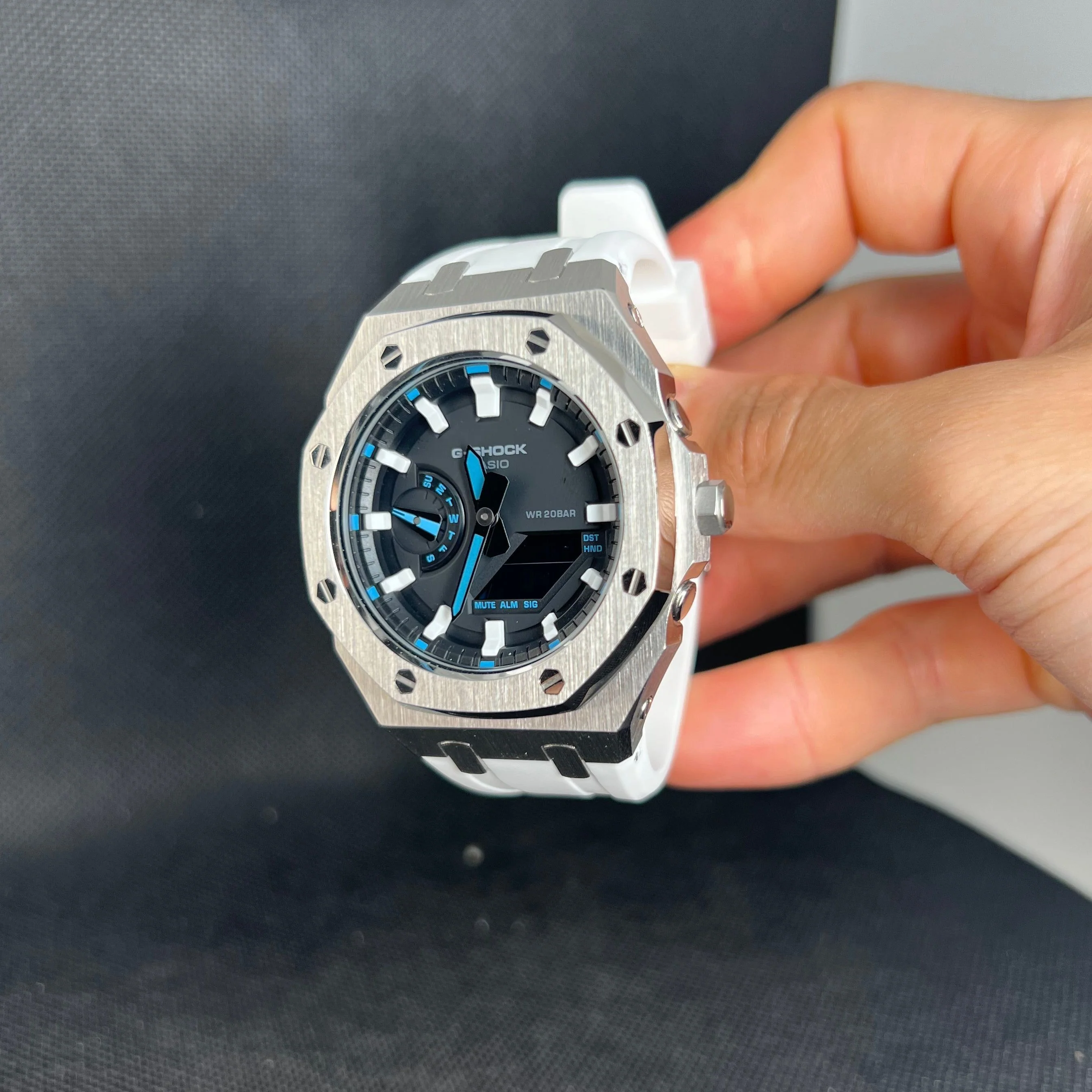 White Rubber Ice - Image 3